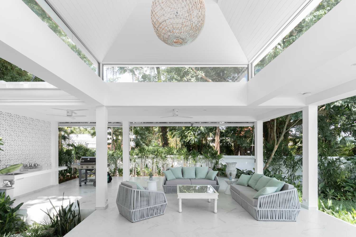 Property image - full photo 18