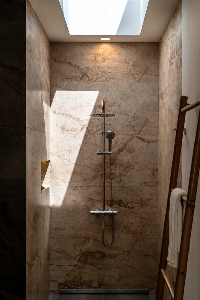 Property image - full photo 31