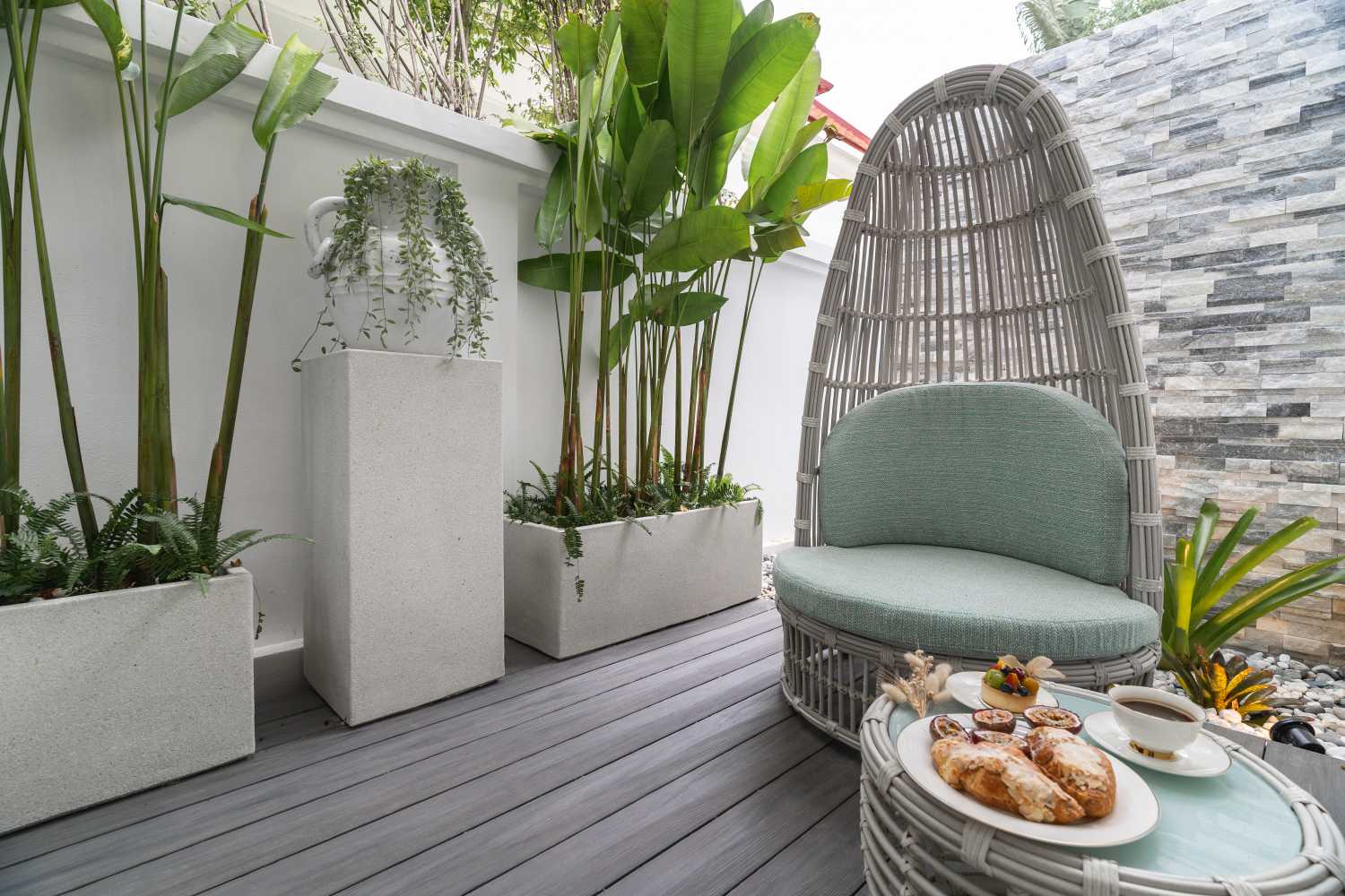 Property image - full photo 6