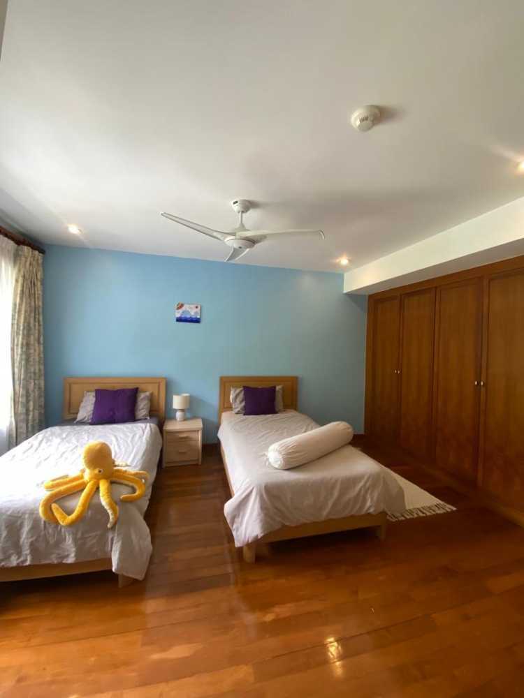 Property image - full photo 6