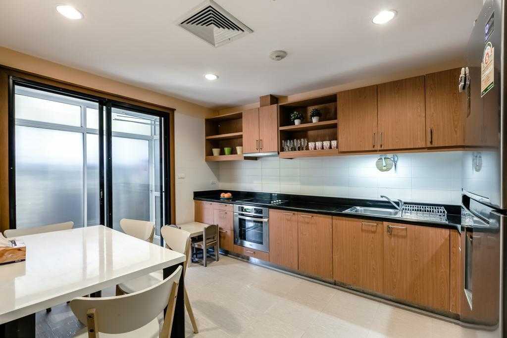 Property image - full photo 14