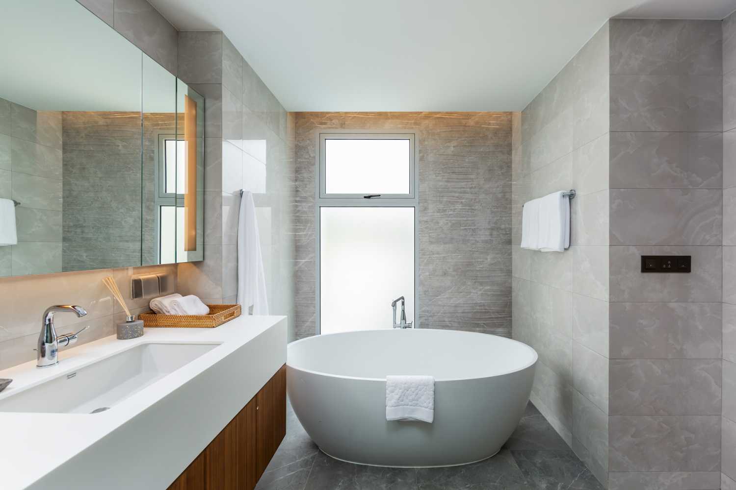 Property image - full photo 14