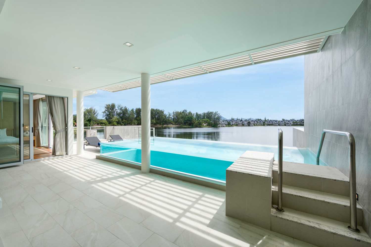 Property image - full photo 7