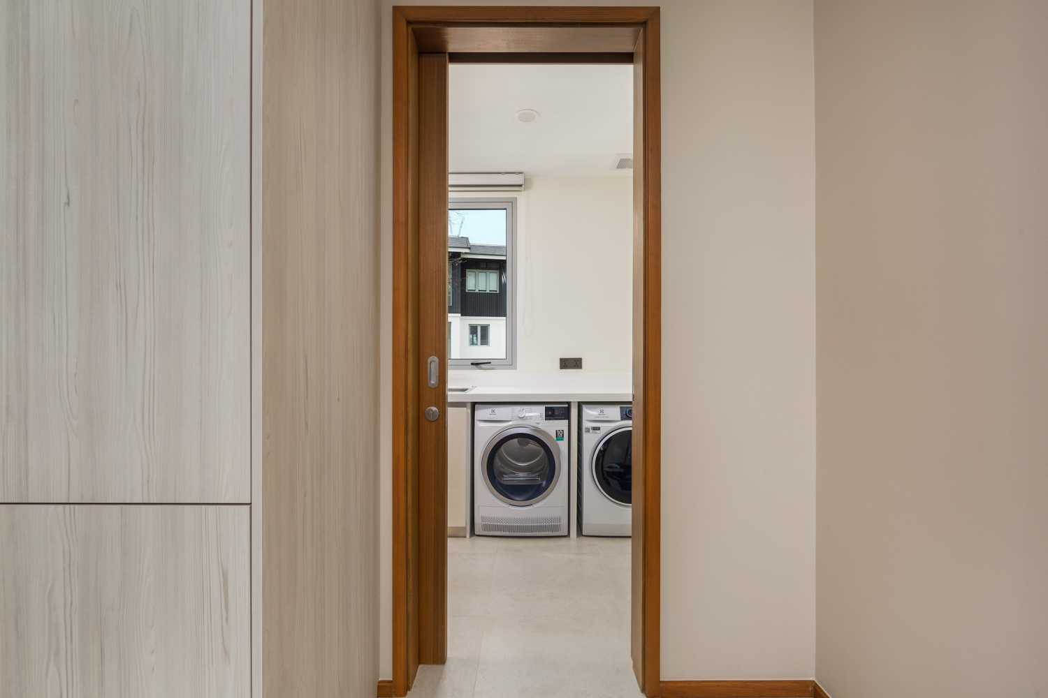 Property image - full photo 17