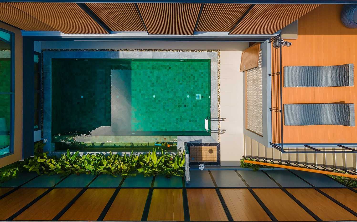 Property image - full photo 1