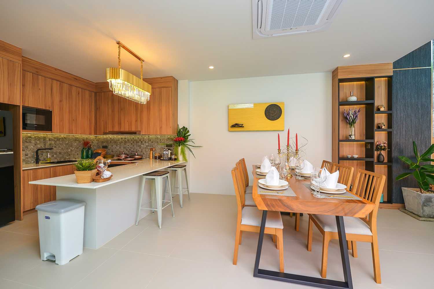 Property image - full photo 4