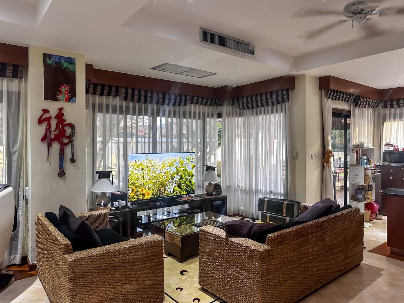 Property image - full photo 6
