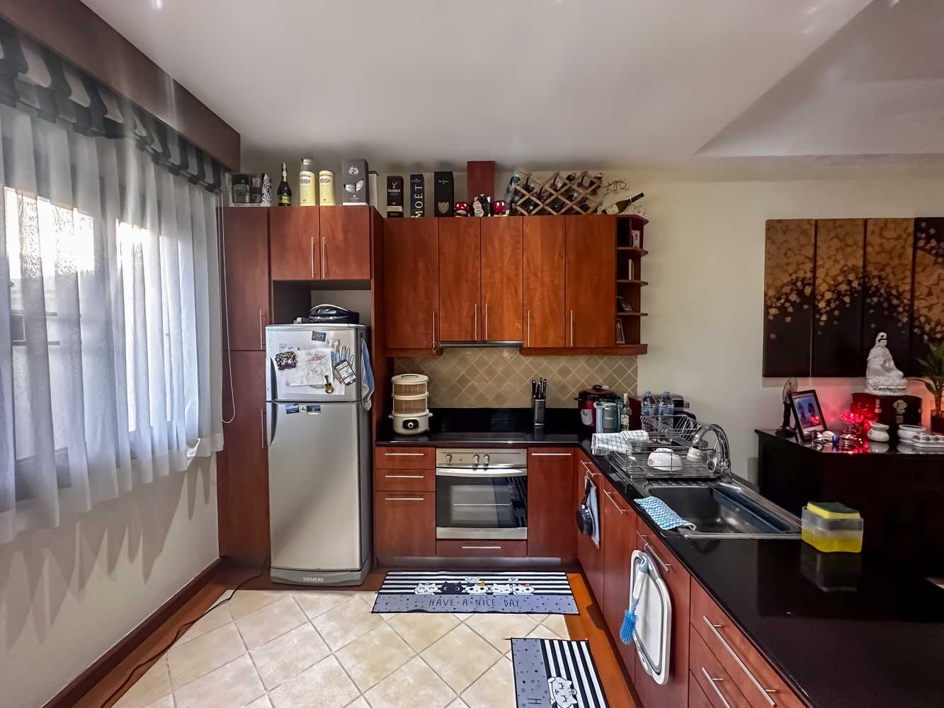 Property image - full photo 7