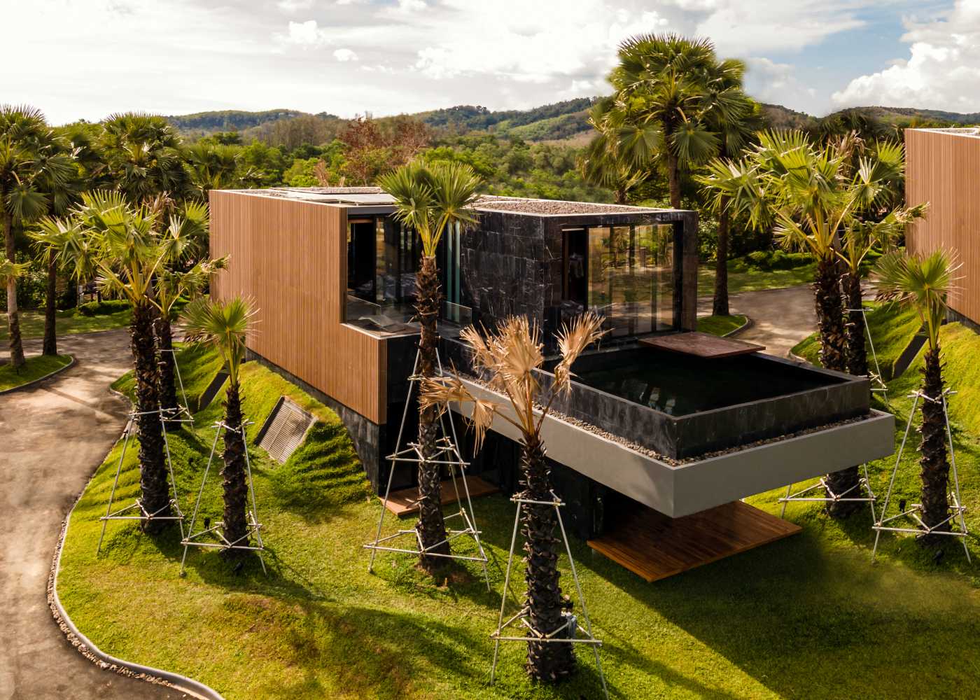 Property image - full photo 1