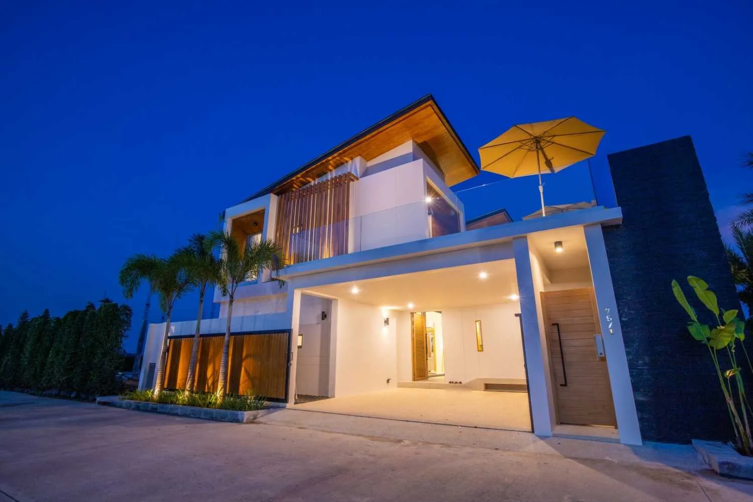 Property image - full photo 27