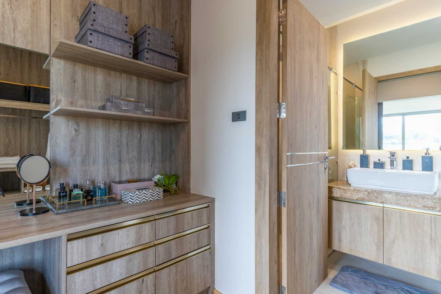 Property image - full photo 13