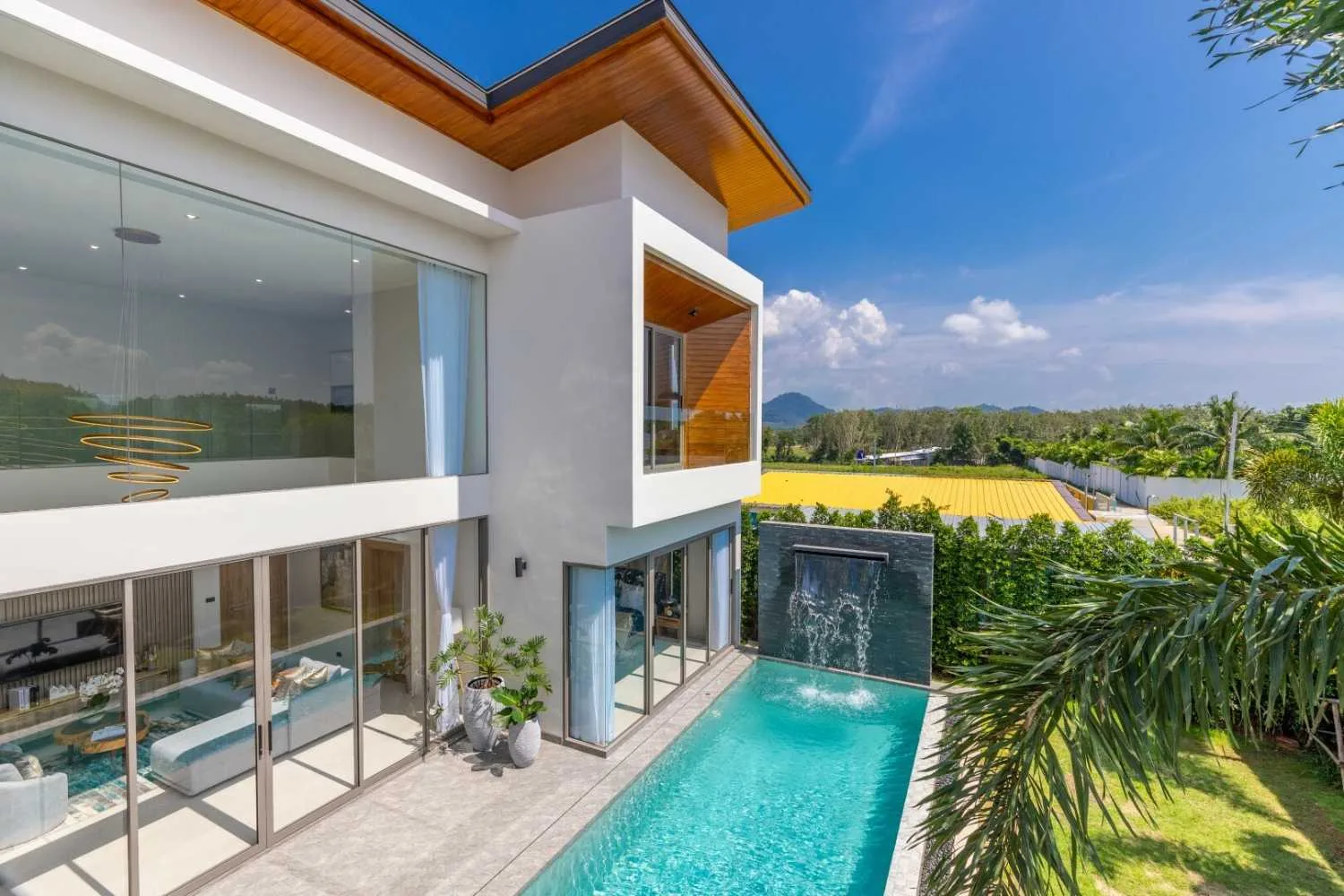 Property image - full photo 23