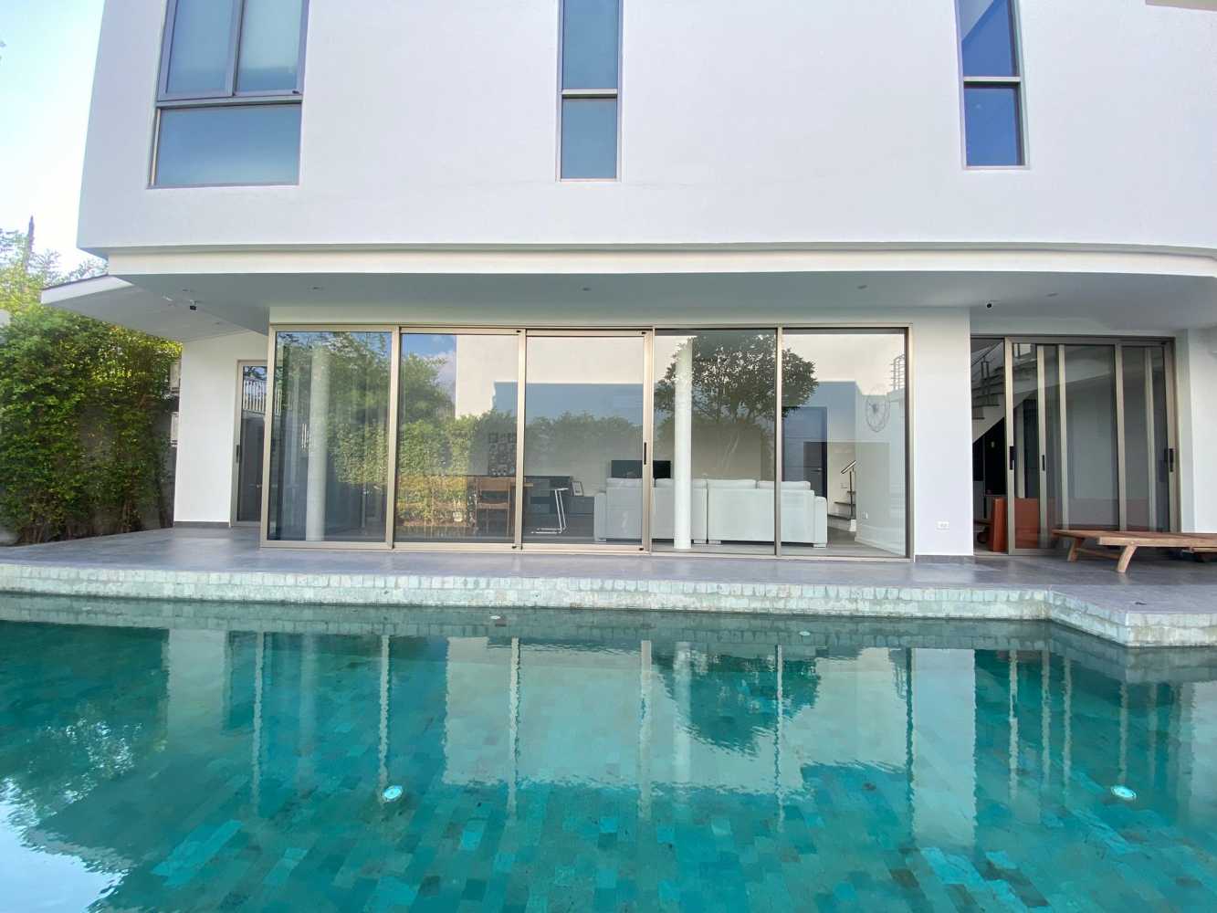 Property image - full photo 1