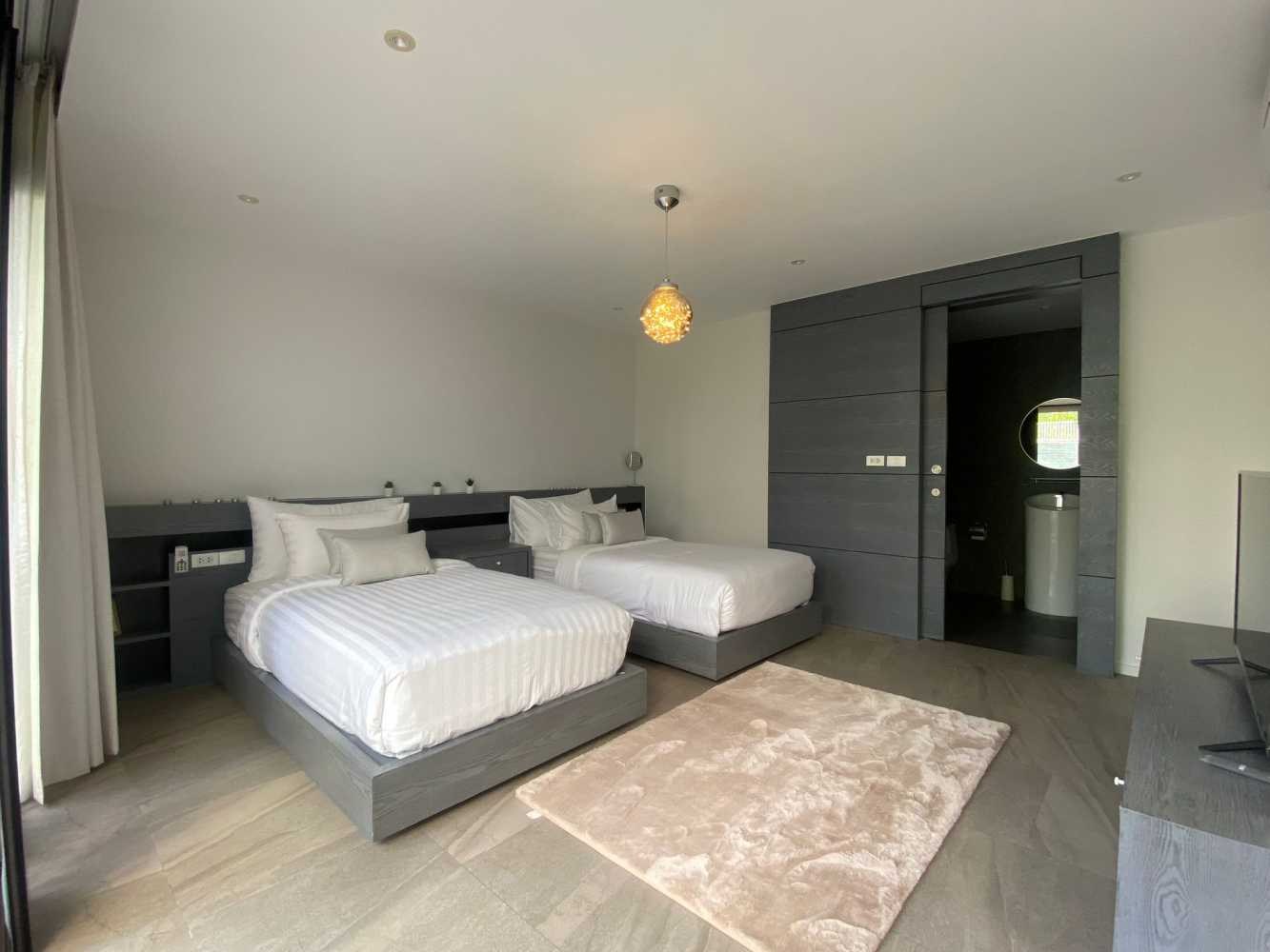Property image - full photo 24