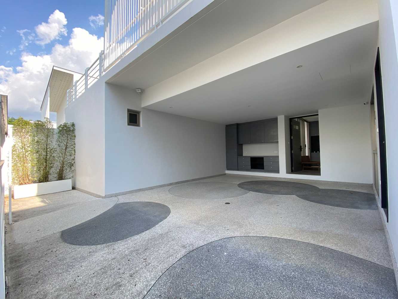 Property image - full photo 25