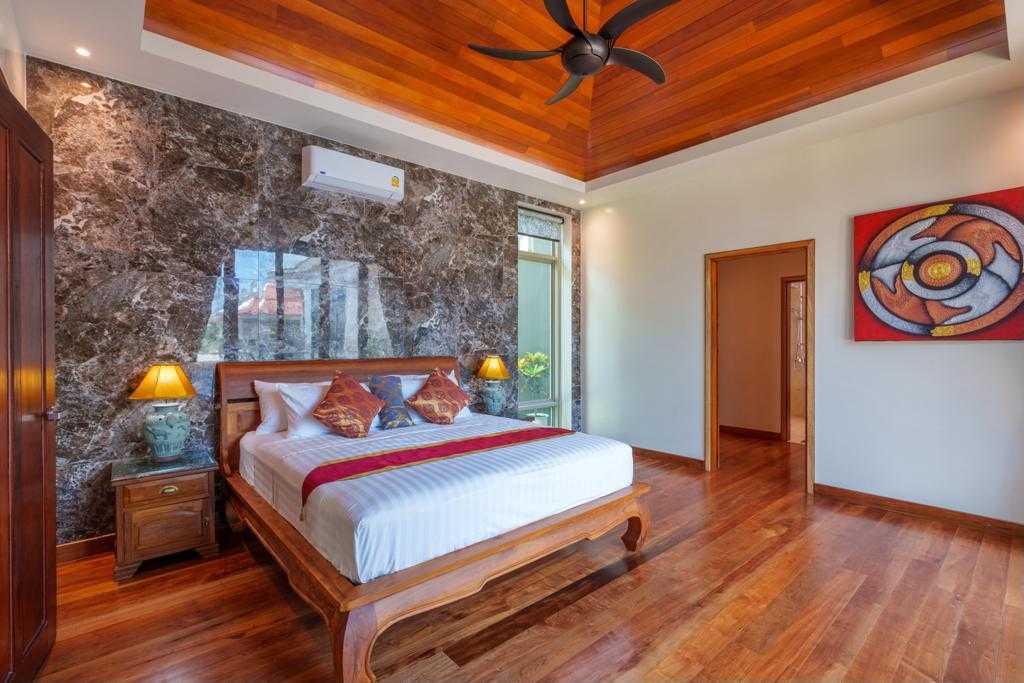 Property image - full photo 23