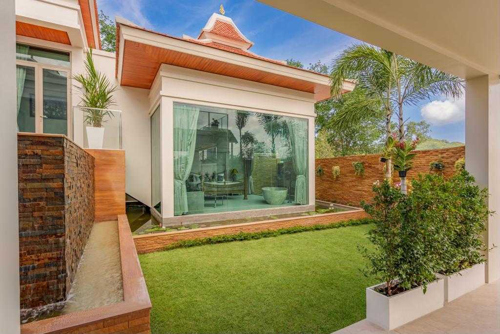 Property image - full photo 2