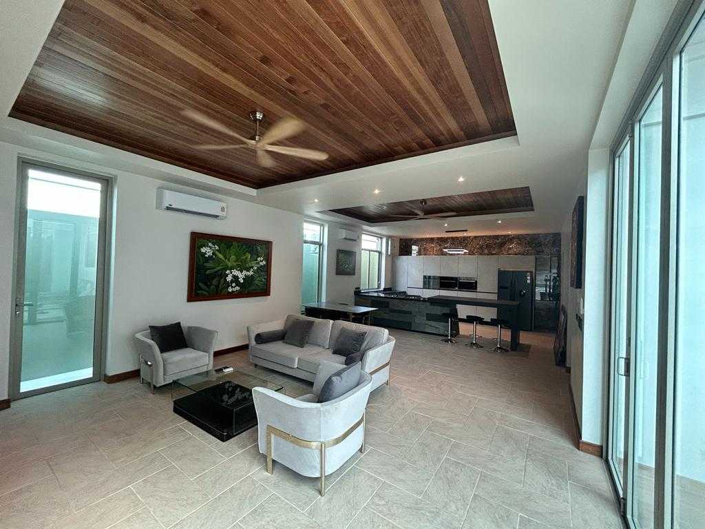 Property image - full photo 9