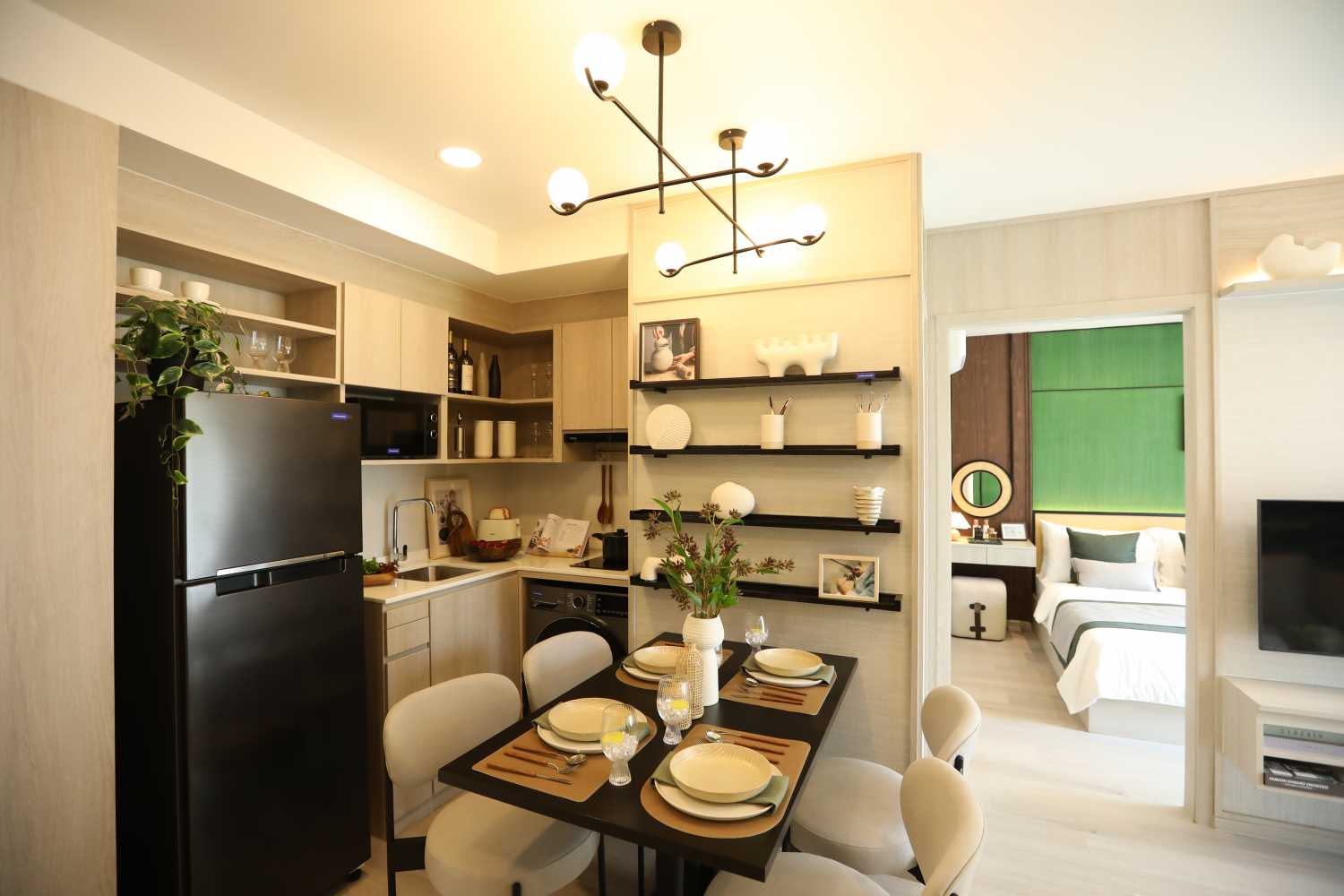 Property image - full photo 3
