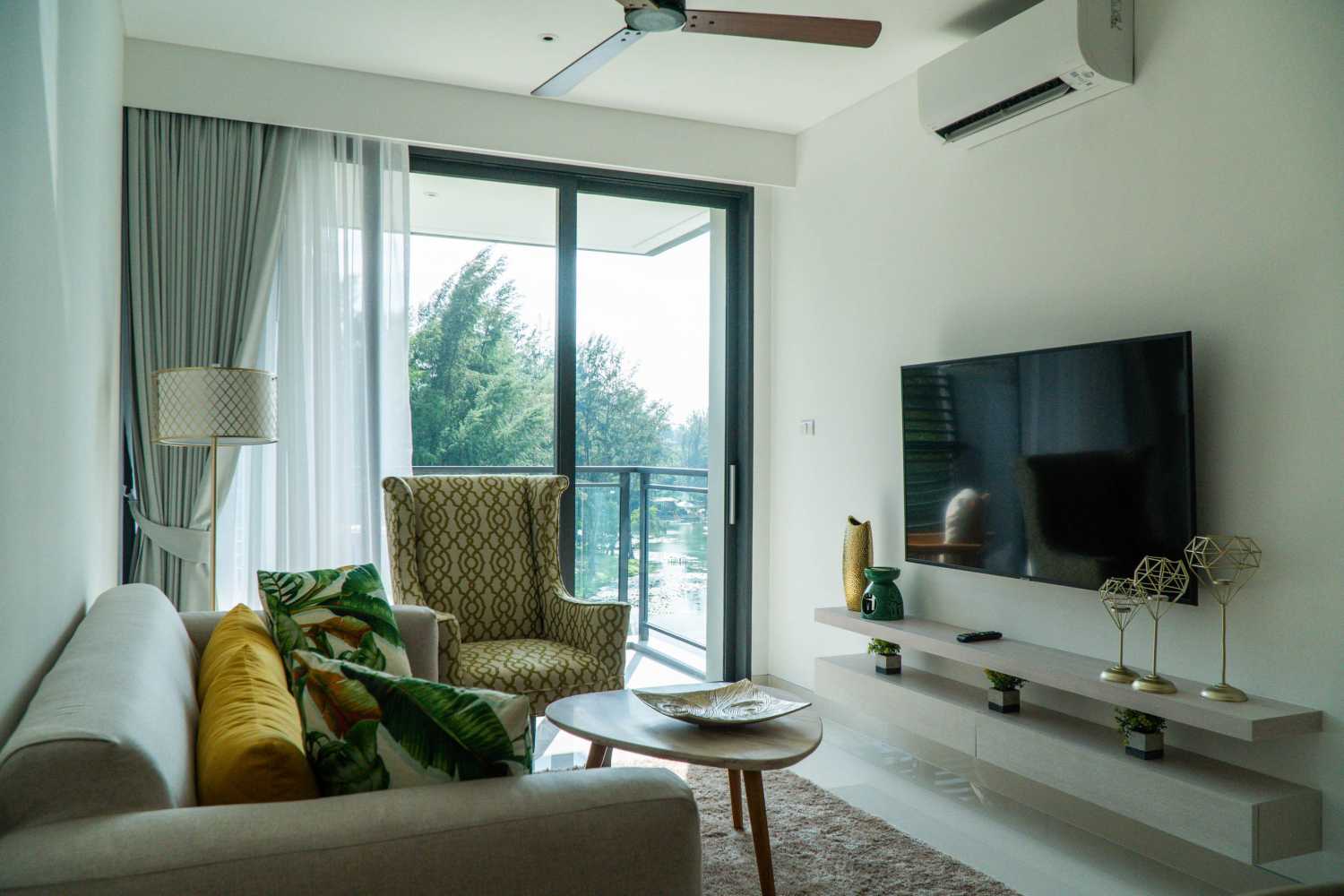 Property image - full photo 1