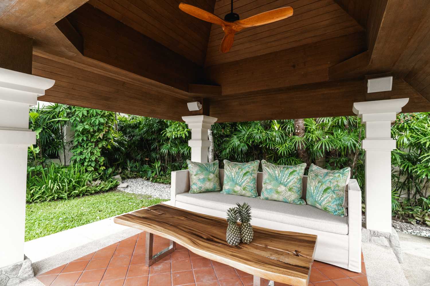 Property image - full photo 4