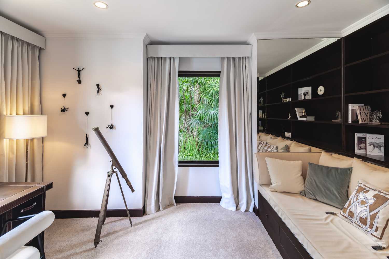 Property image - full photo 27