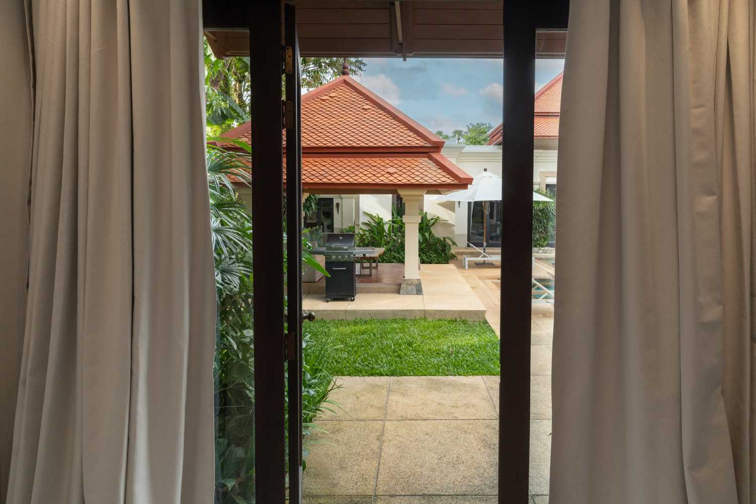 Property image - full photo 29