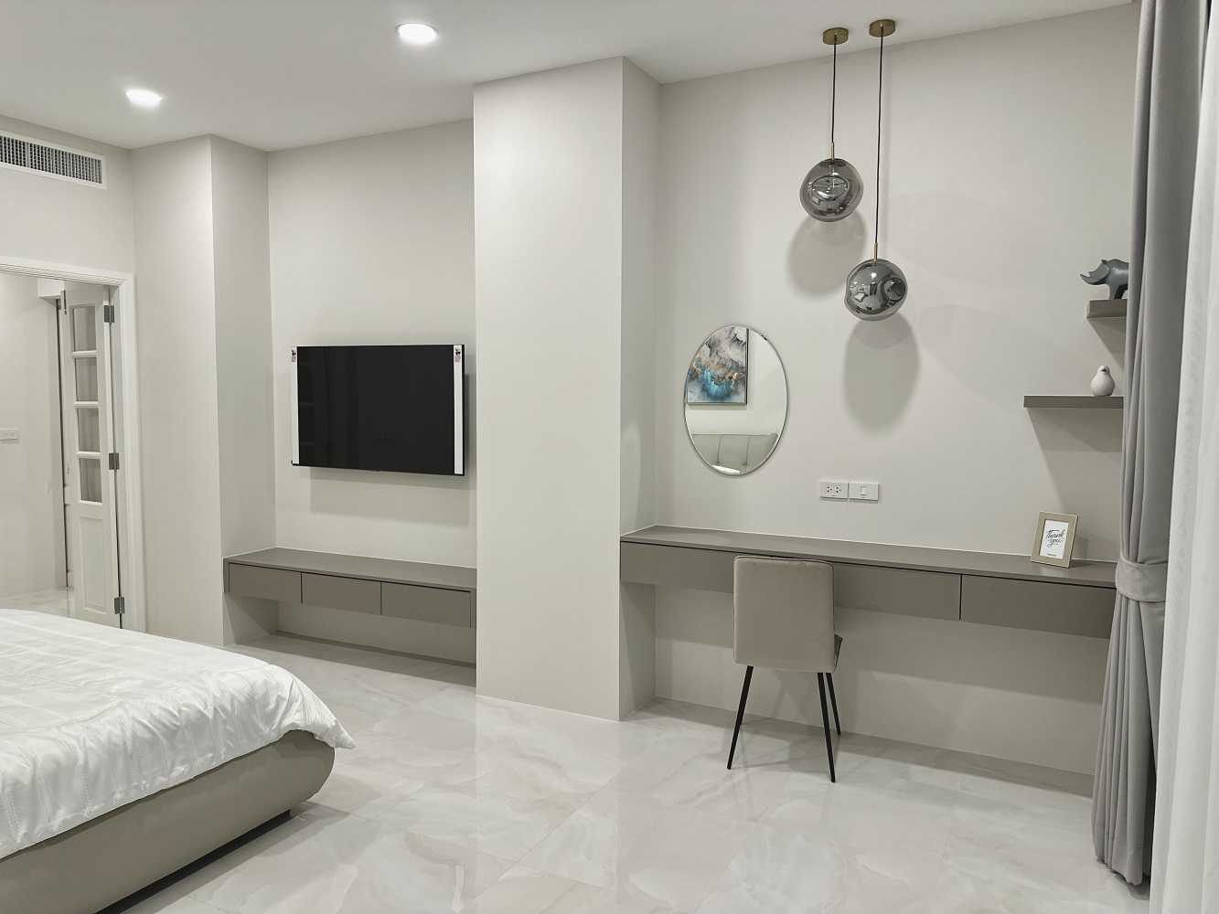Property image - full photo 7