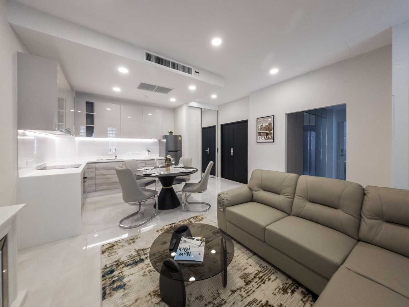 Property image - full photo 18
