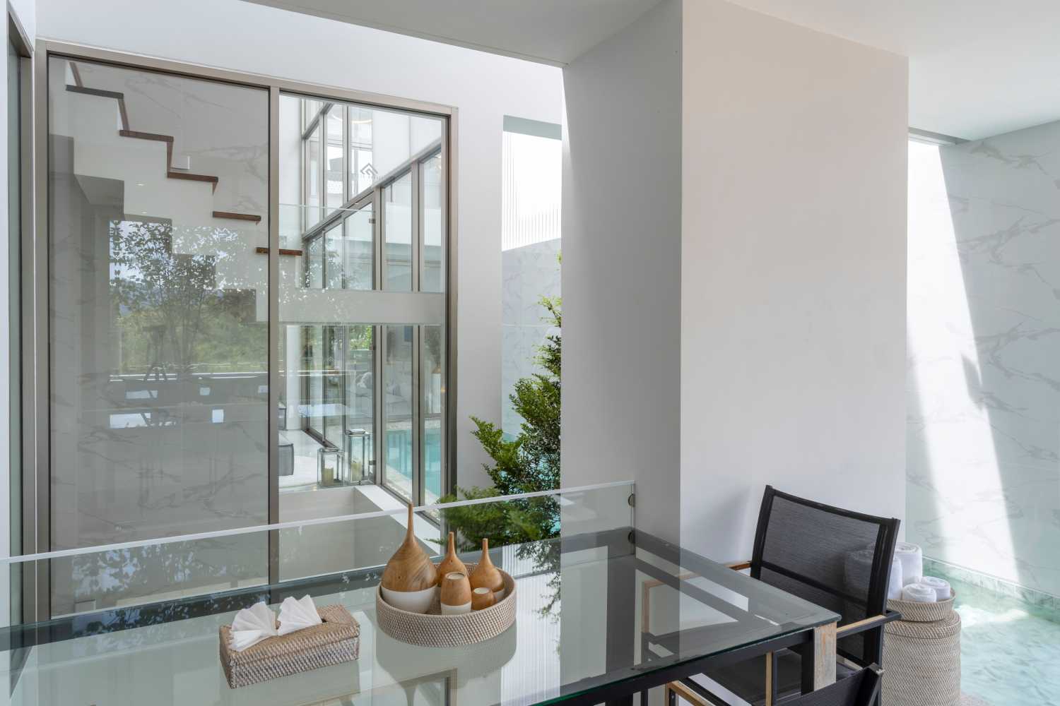 Property image - full photo 5