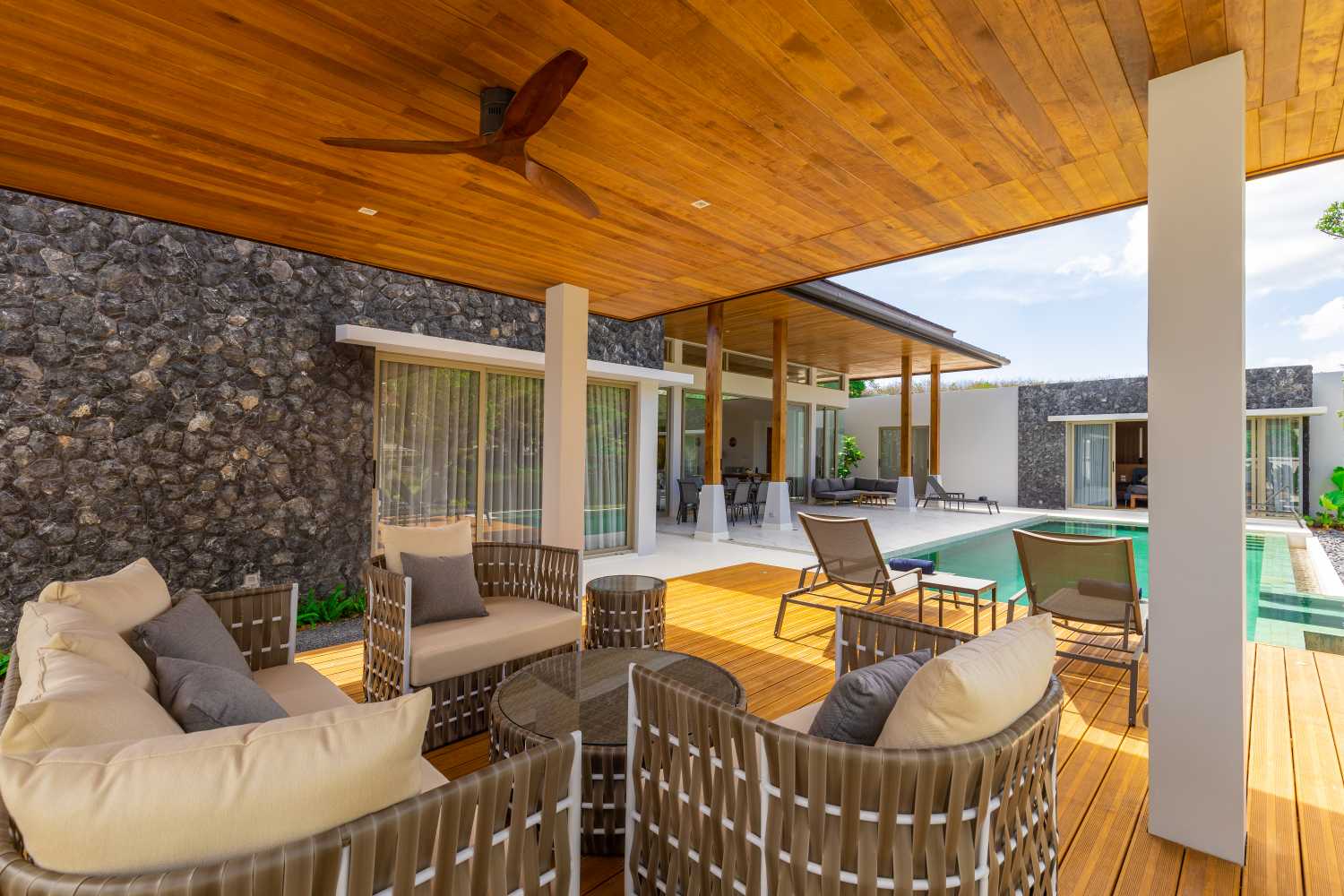 Property image - full photo 7