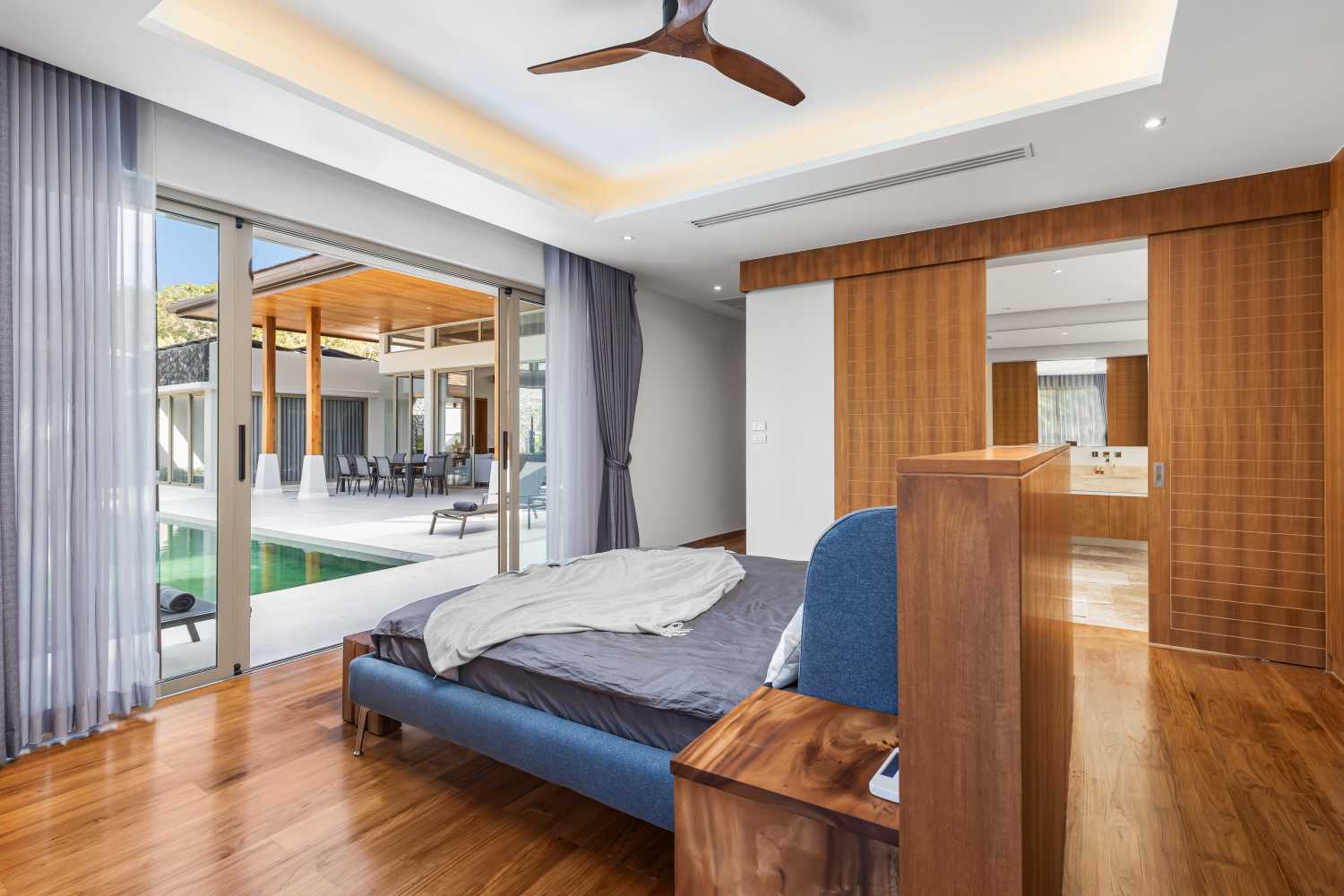 Property image - full photo 27
