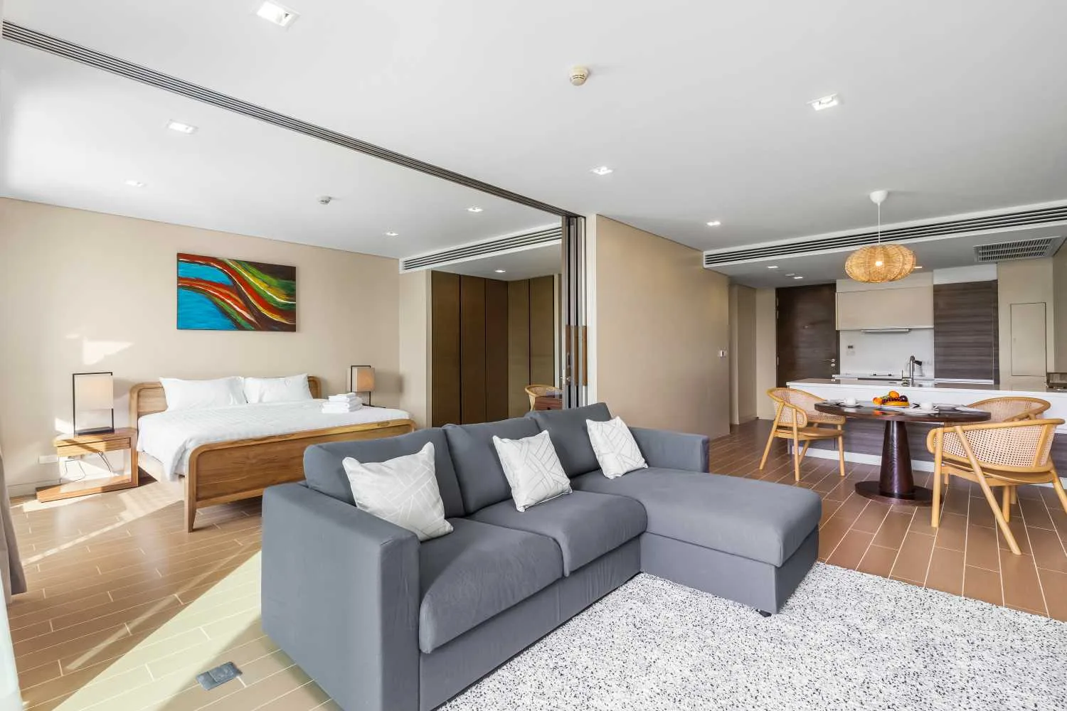 Property image - full photo 3