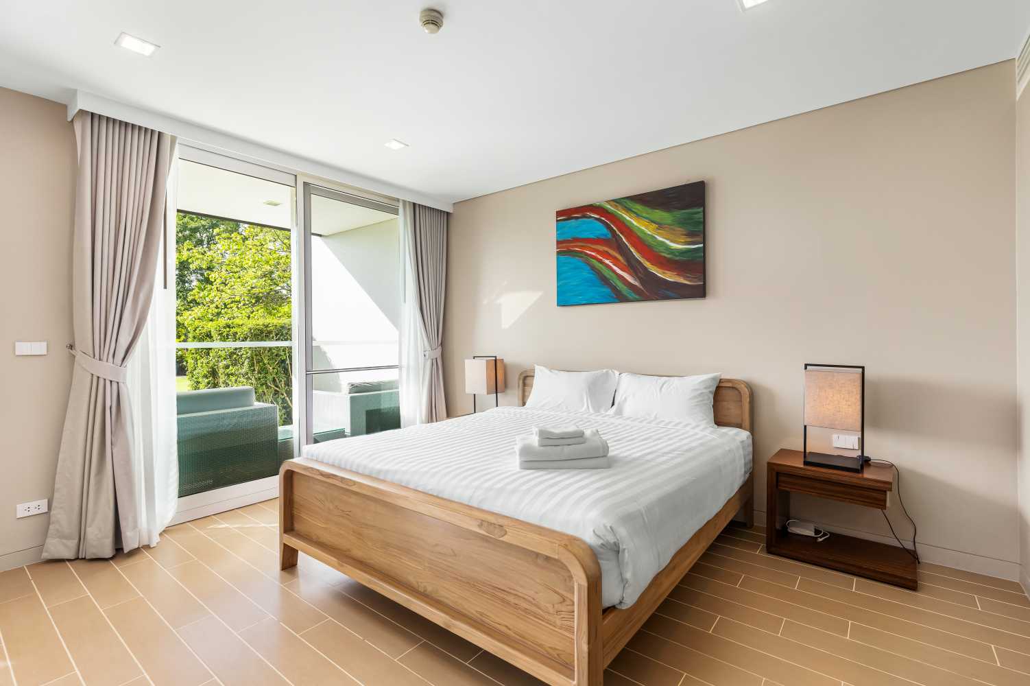 Property image - full photo 8