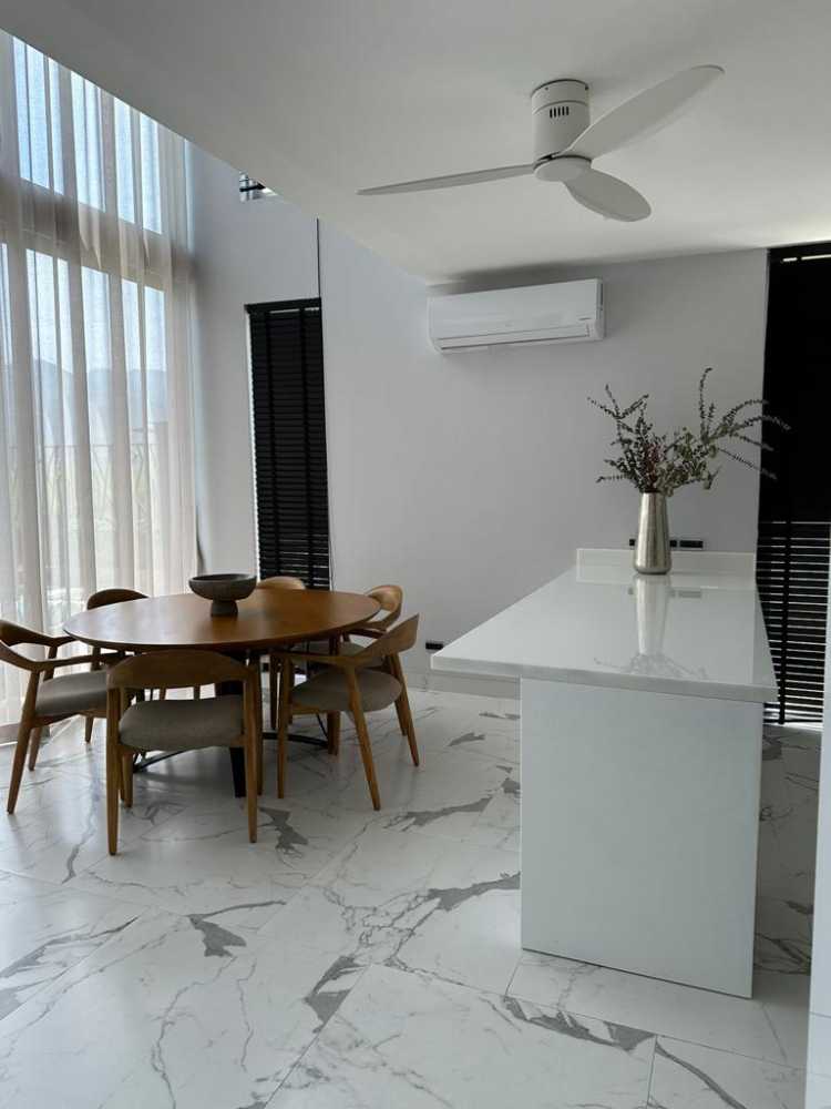 Property image - full photo 7