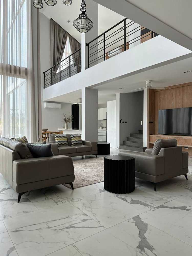 Property image - full photo 4