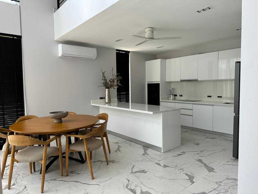 Property image - full photo 6