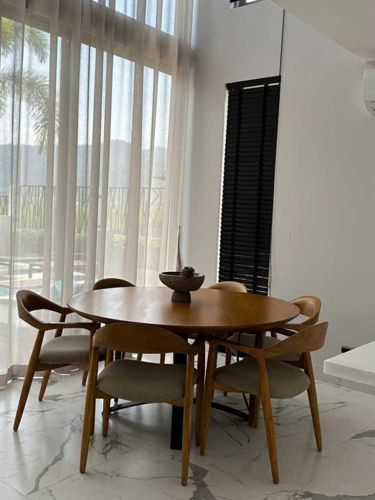 Property image - full photo 12