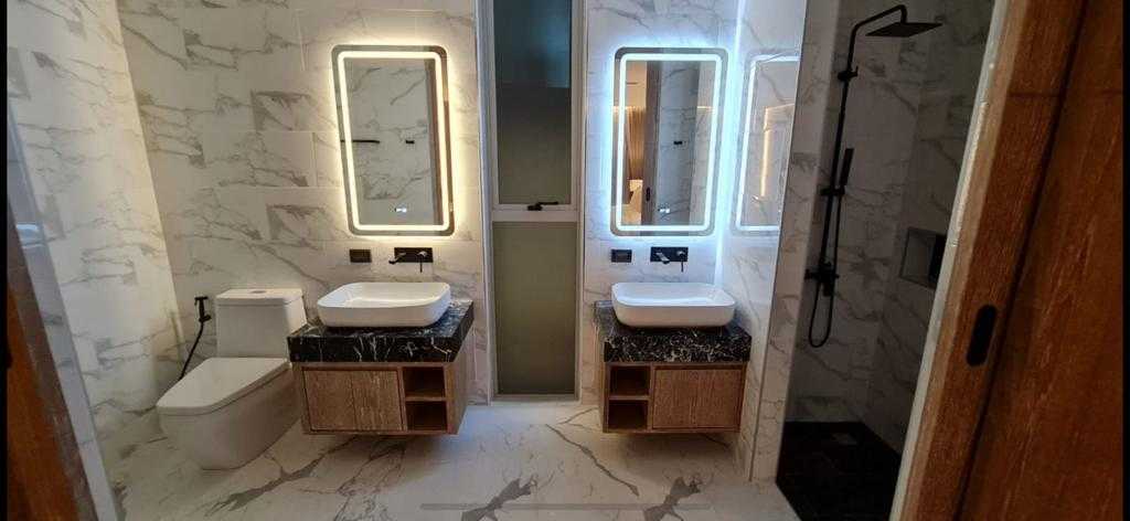 Property image - full photo 13
