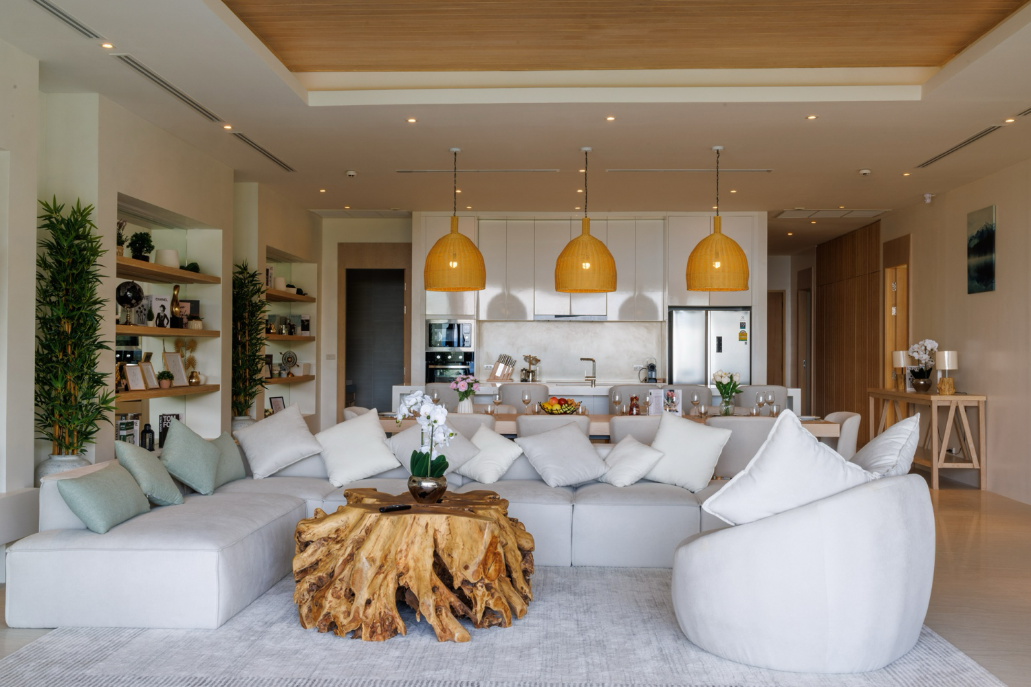 Property image - full photo 4