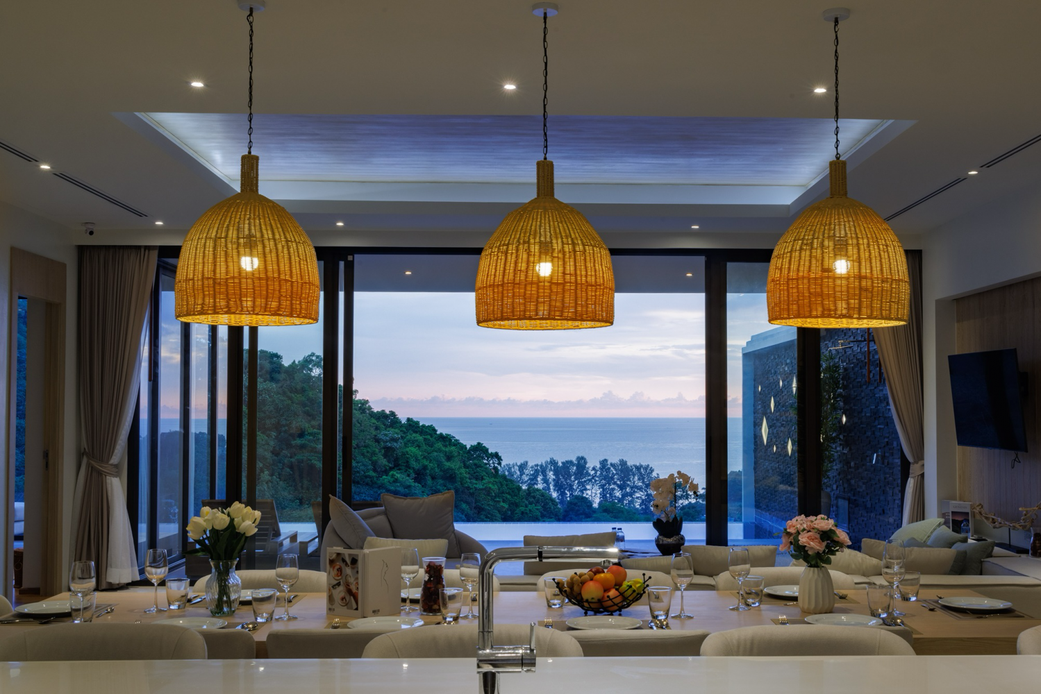 Property image - full photo 16