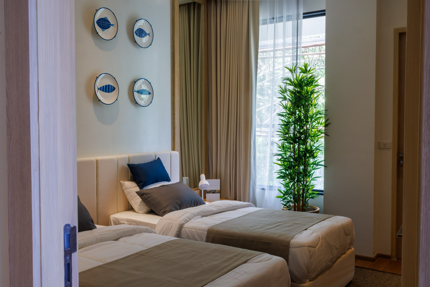 Property image - full photo 28