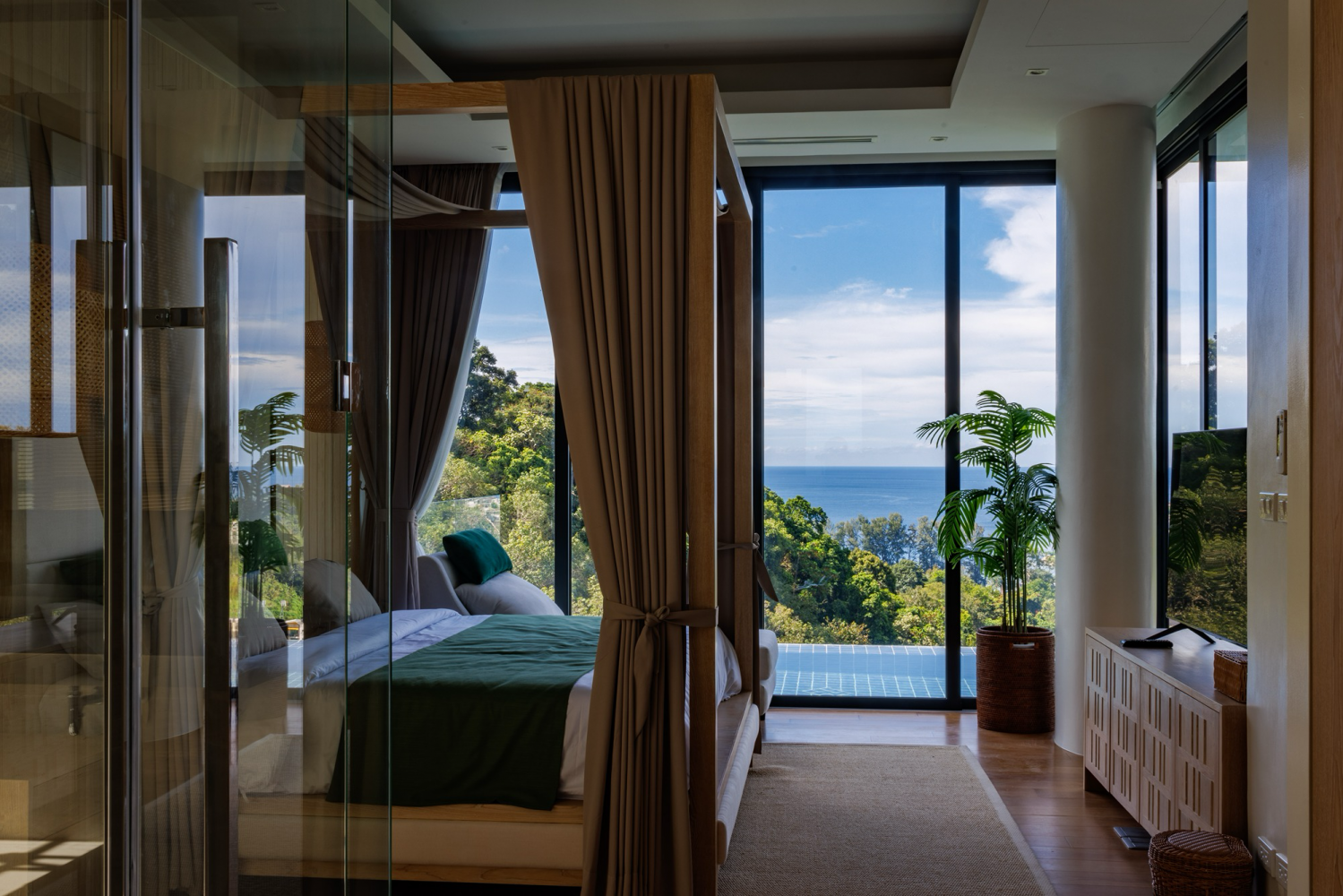 Property image - full photo 35