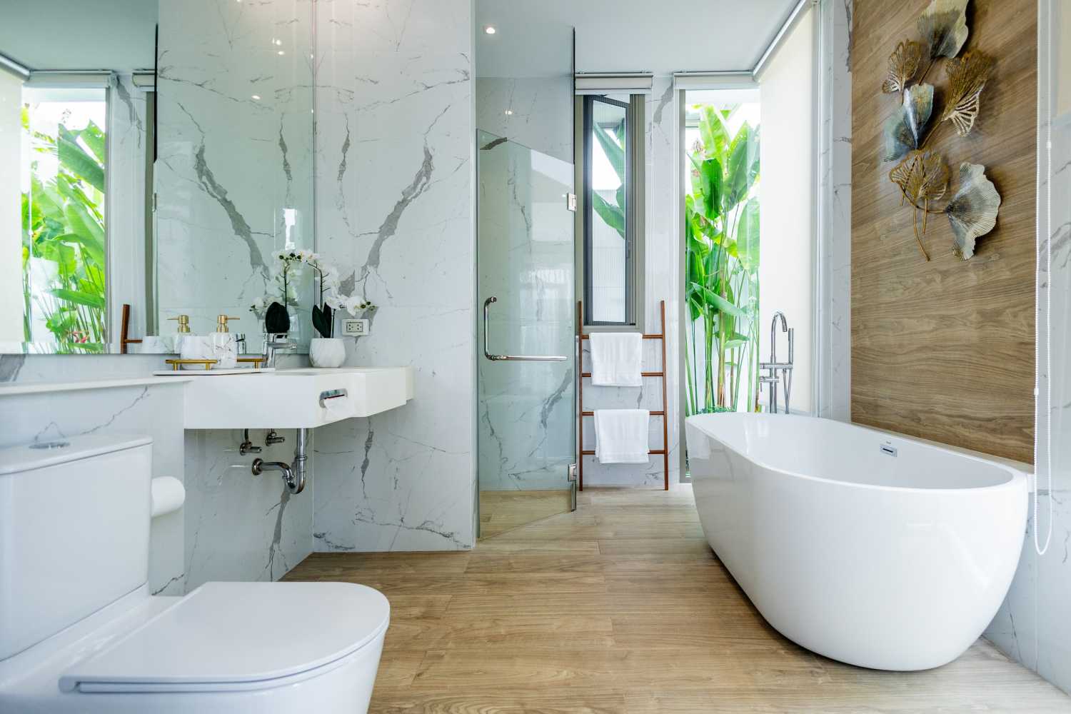 Property image - full photo 14