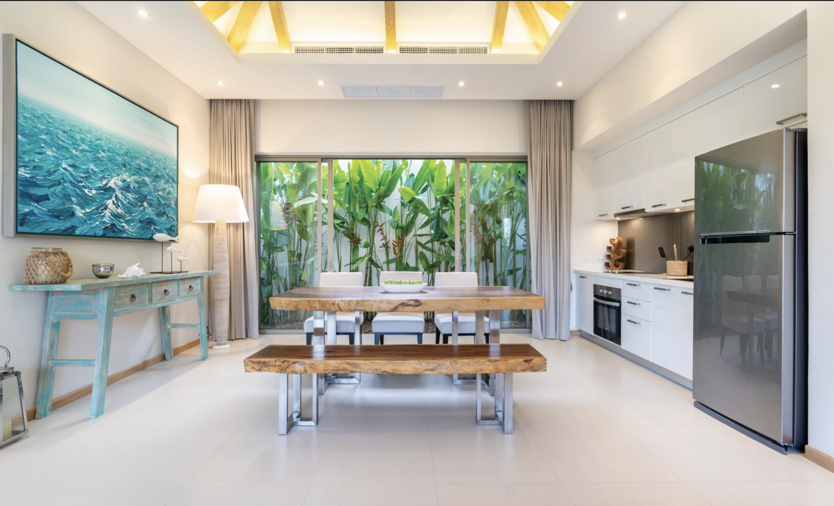 Property image - full photo 3