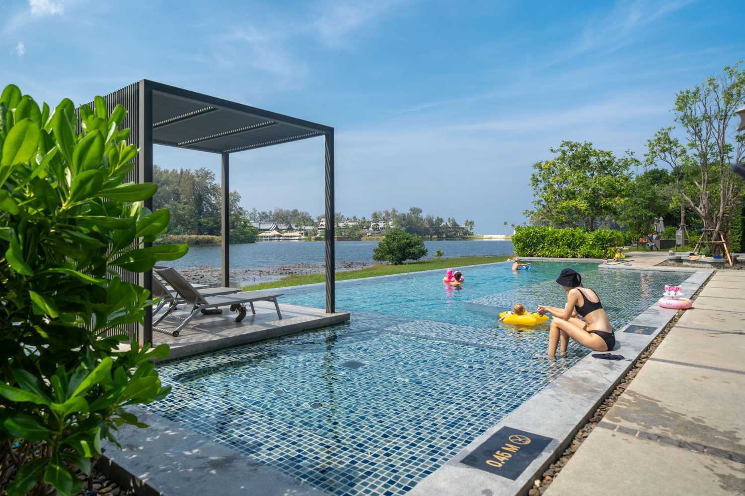 Property image - full photo 46