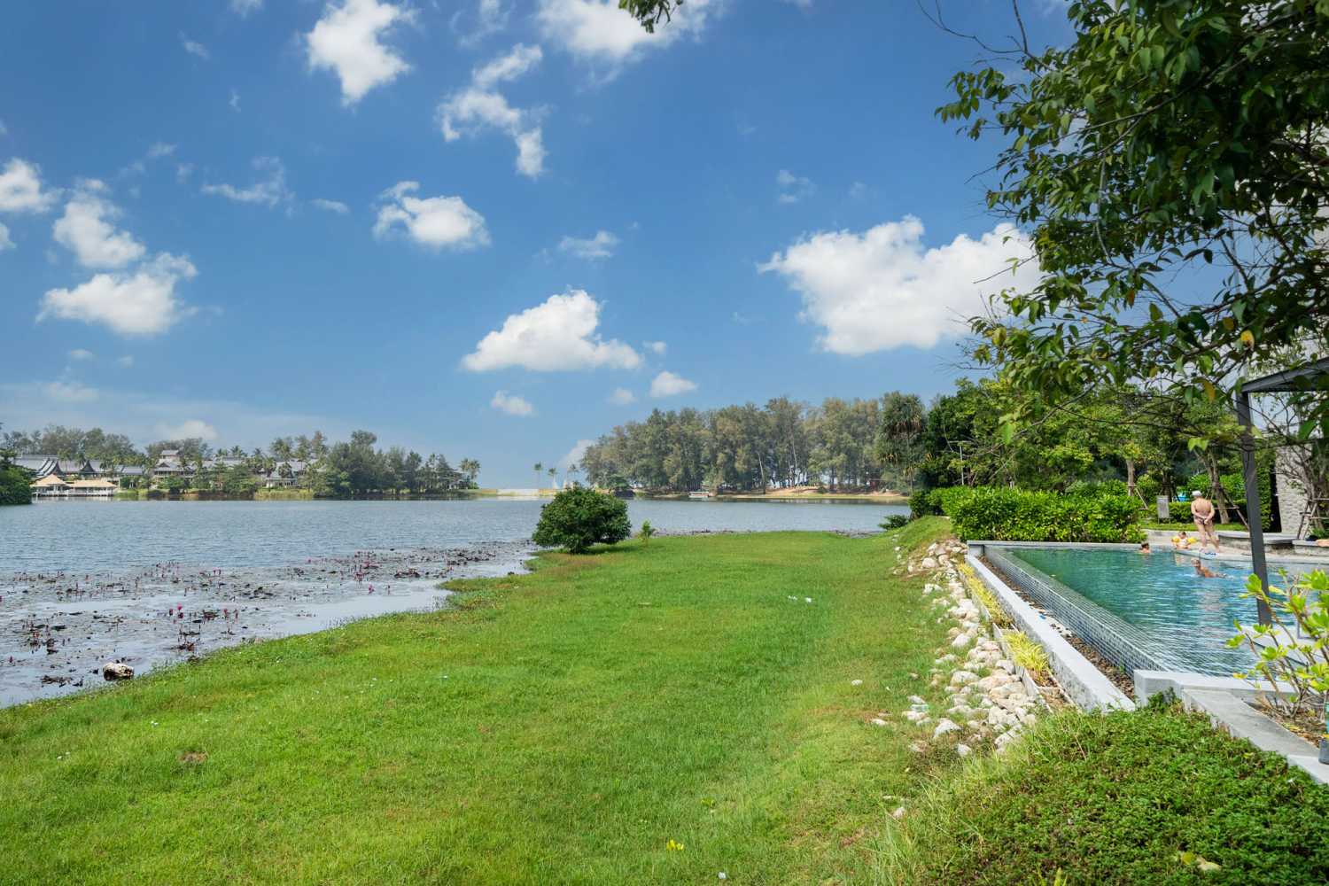 Property image - full photo 45