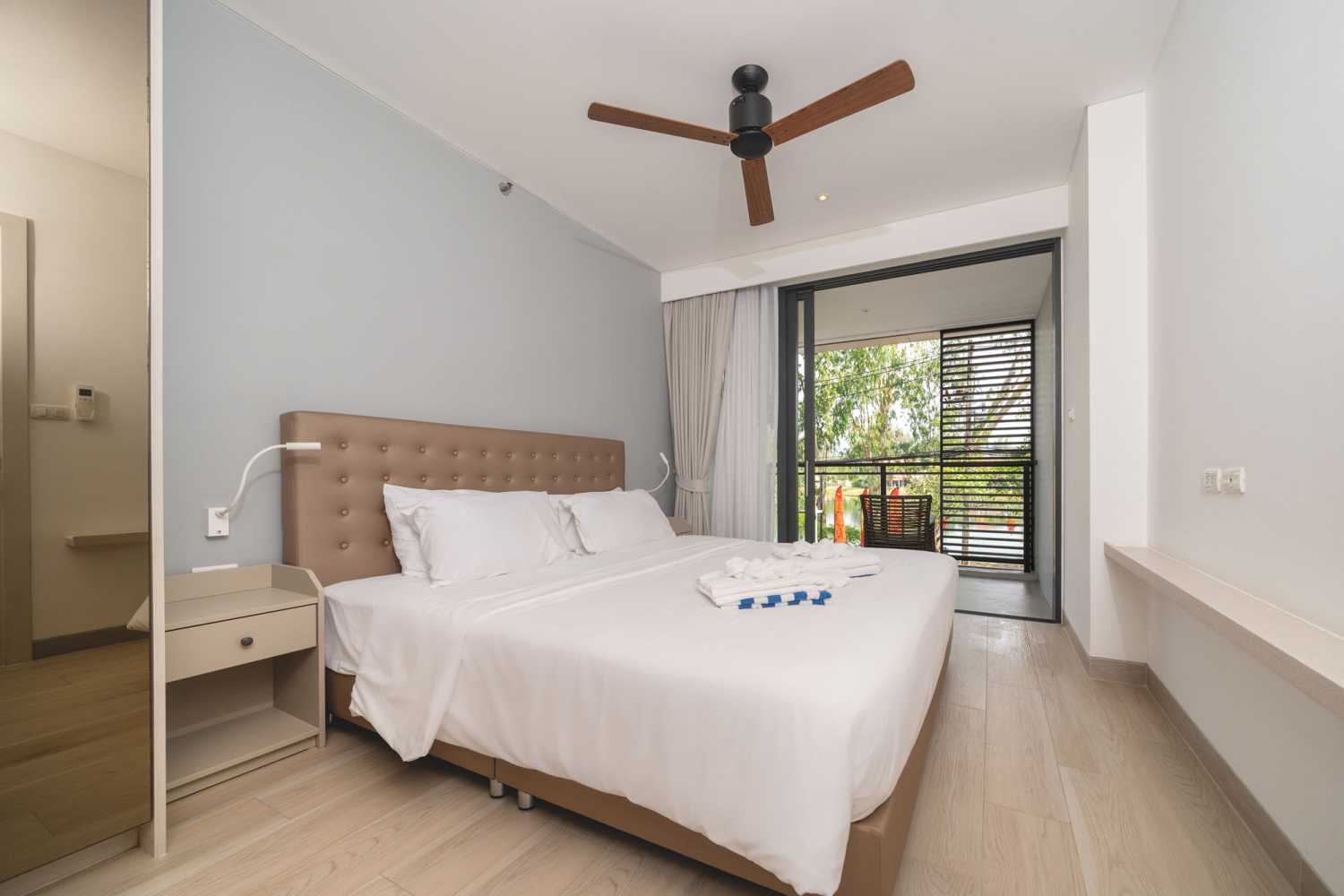 Property image - full photo 22