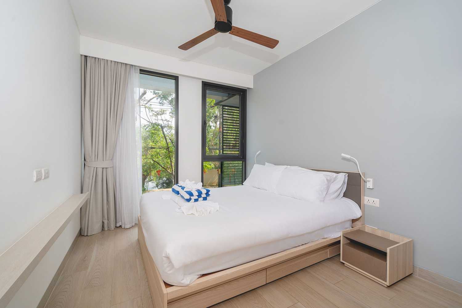Property image - full photo 33