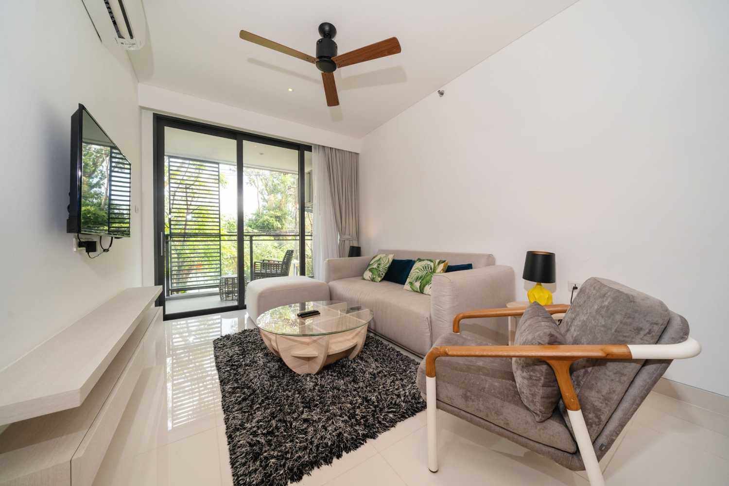 Property image - full photo 11